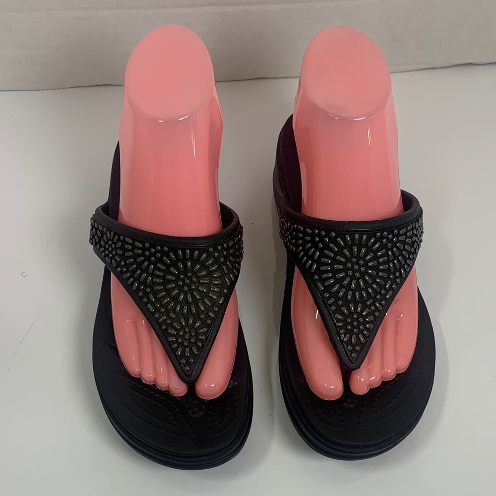 Crocs Women’s Monterey Diamante Wedge Black Sandals Size 7